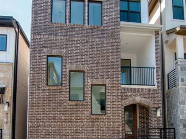 8221 Folcroft Lane, Dallas, TX 75231