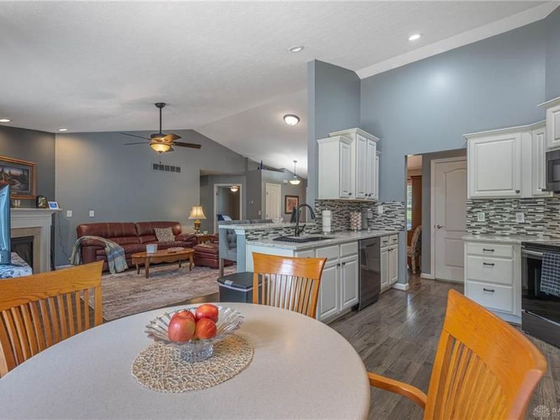 4232 N Shore Drive, West Chester, OH 45069 Photo 11