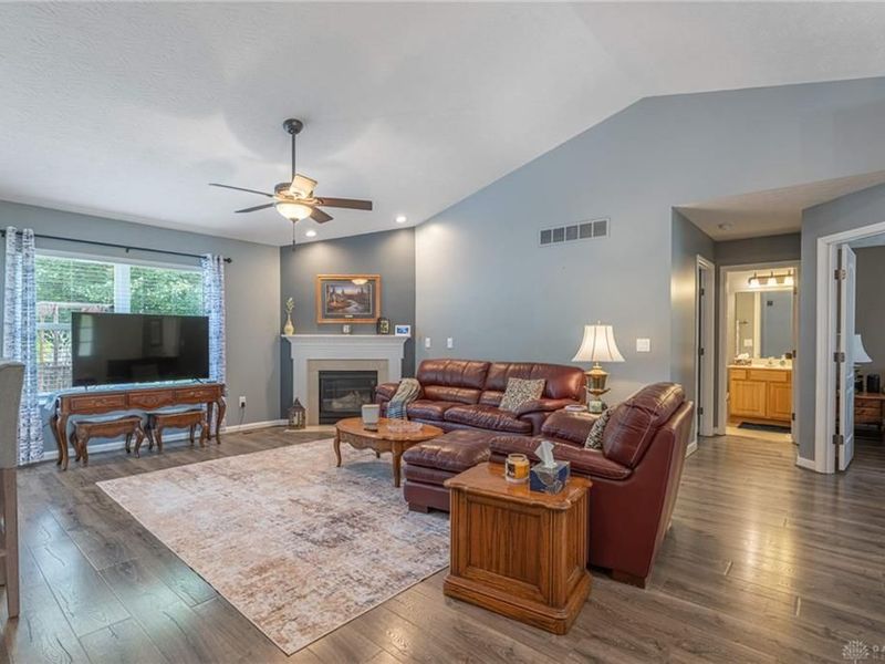 4232 N Shore Drive, West Chester, OH 45069 Photo 4