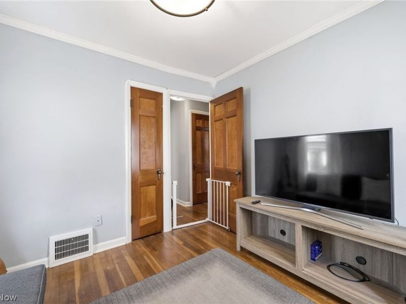 14025 Clairview Avenue, Cleveland, OH 44111 Photo 13
