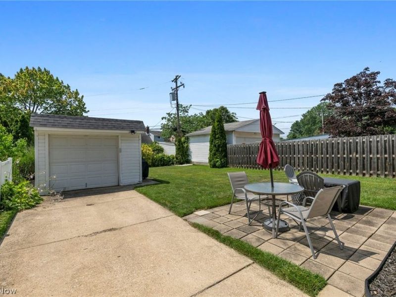 14025 Clairview Avenue, Cleveland, OH 44111 Photo 23
