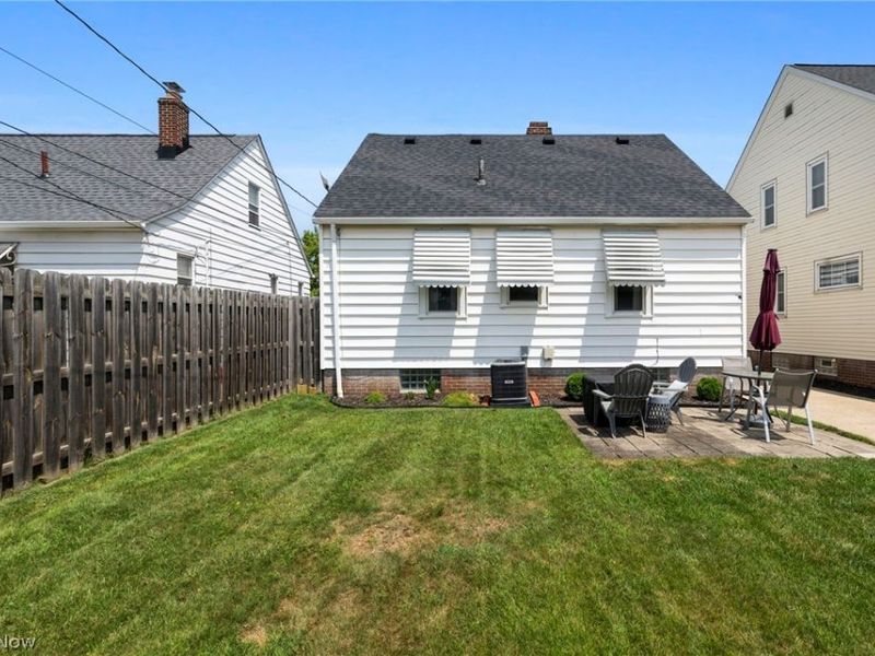 14025 Clairview Avenue, Cleveland, OH 44111 Photo 26