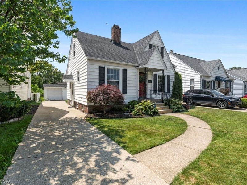 14025 Clairview Avenue, Cleveland, OH 44111 Photo 29