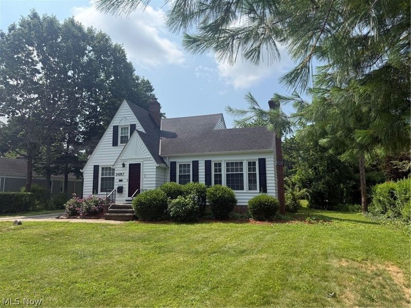 24883 Electric Drive, Bay Village, OH 44140 Photo 1