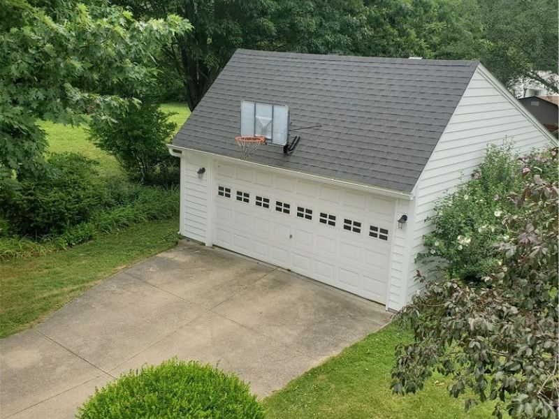 24883 Electric Drive, Bay Village, OH 44140 Photo 2
