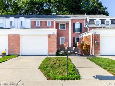 111 MANOR Way, Rochester Hills, MI 48309