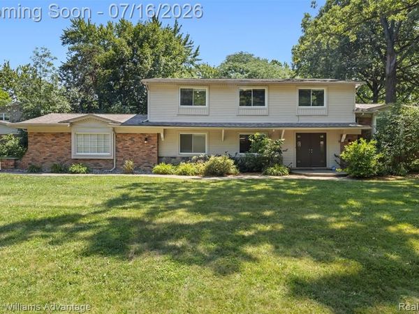 6711 Woodside Trail , West Bloomfield Twp, MI 48322