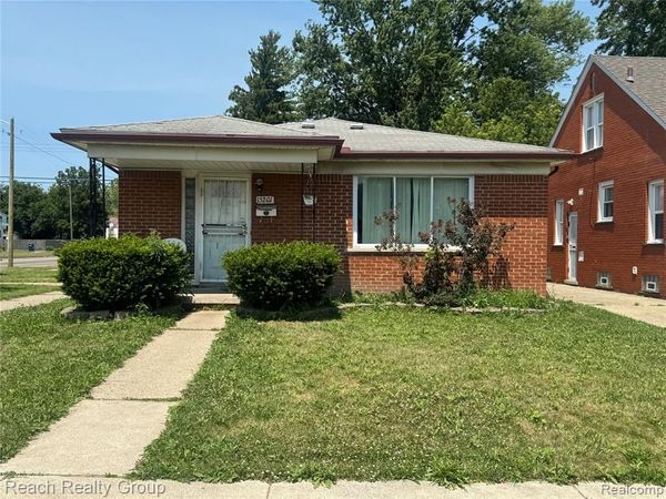 15201 Eastburn Street, Detroit, Mi 48205