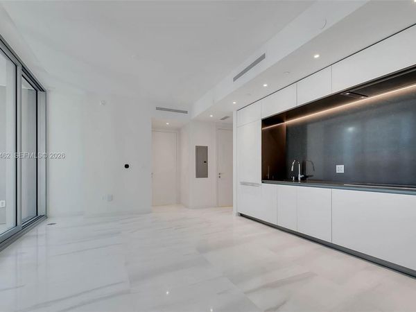 300 Biscayne Boulevard Way , Unit 3008W, Miami, FL 33131