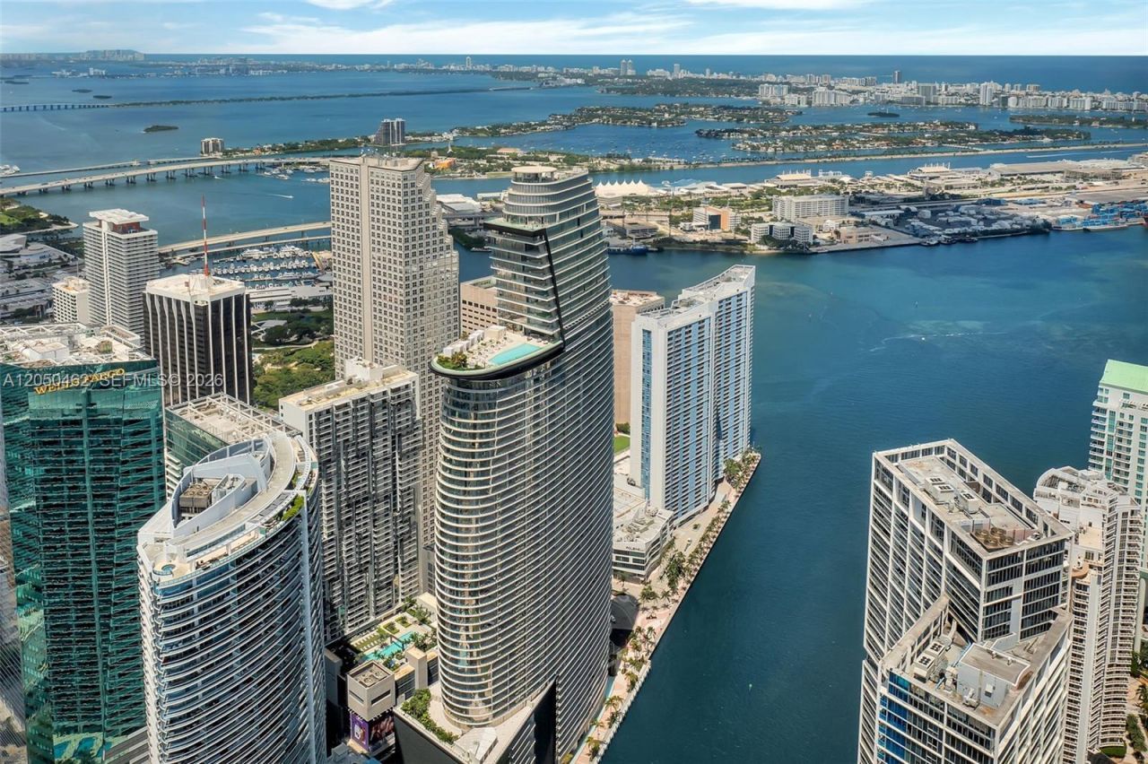 300 Biscayne Boulevard Way , Unit 3008W, Miami, FL 33131 Photo
