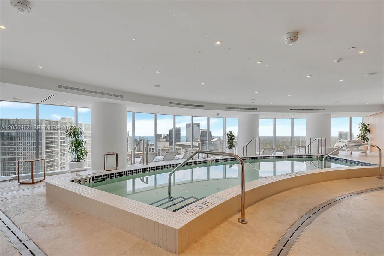 300 Biscayne Boulevard Way , Unit 3008W, Miami, FL 33131 Photo