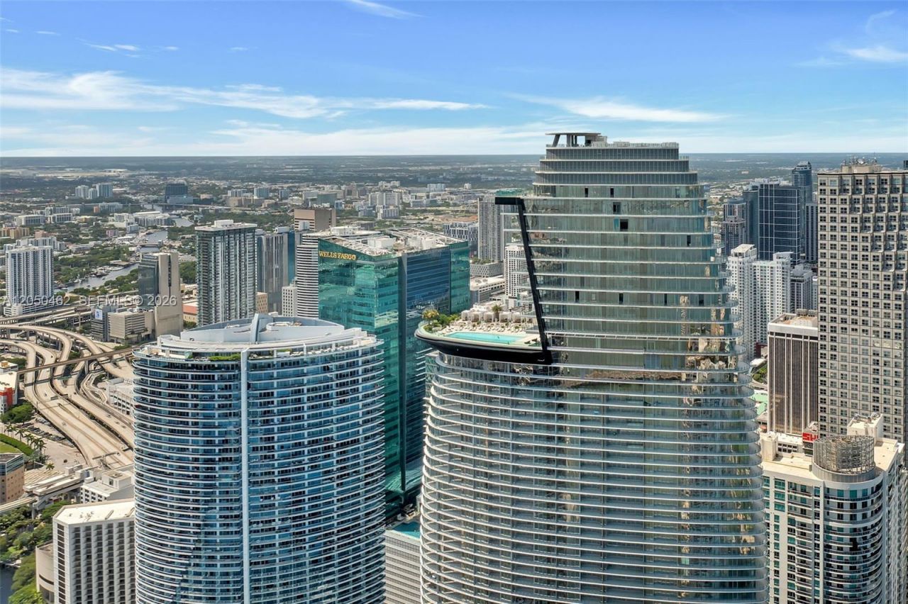 300 Biscayne Boulevard Way , Unit 3008W, Miami, FL 33131 Photo
