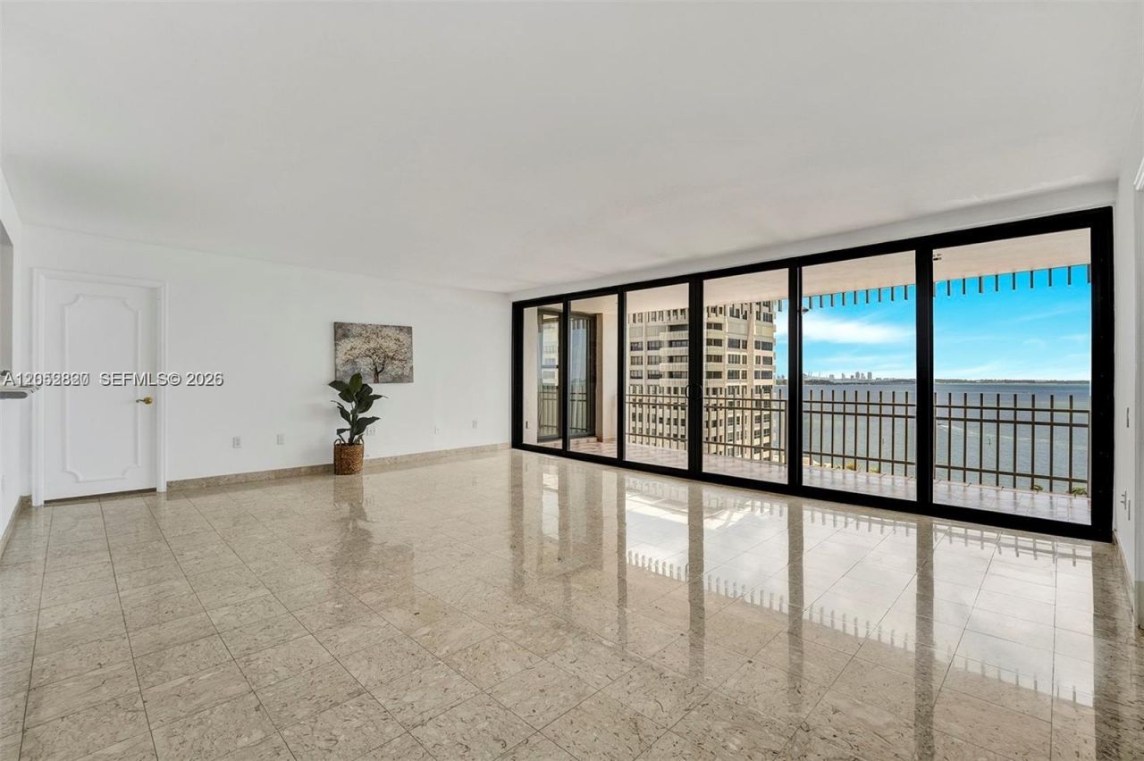 2 Grove Isle Dr , Unit B1103, Miami, FL 33133 Photo