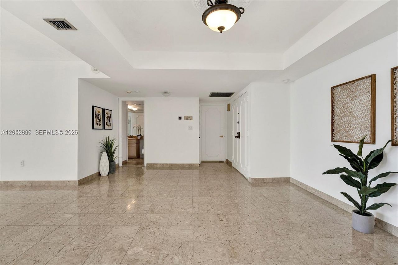 2 Grove Isle Dr , Unit B1103, Miami, FL 33133 Photo