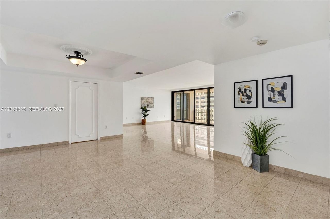 2 Grove Isle Dr , Unit B1103, Miami, FL 33133 Photo