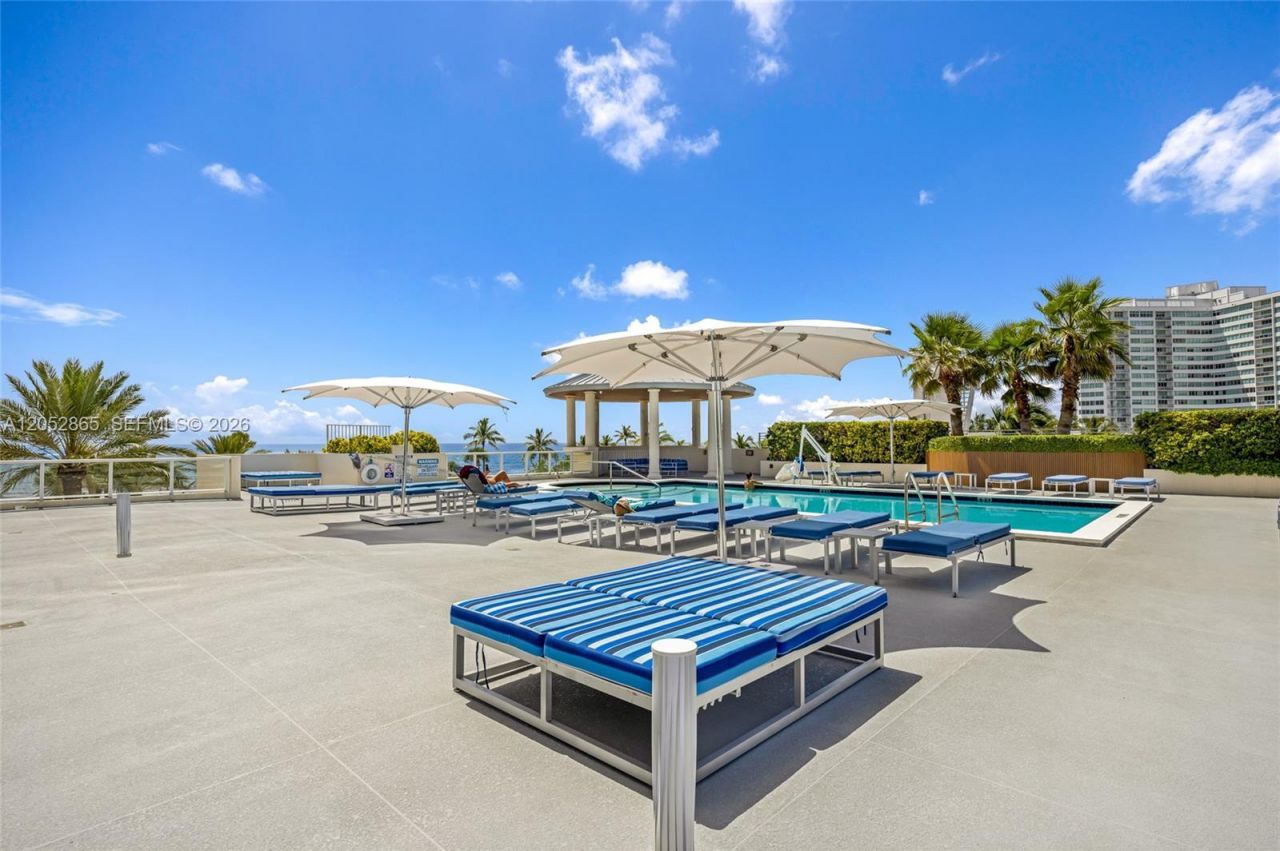 7330 Ocean Ter , Unit 2604, Miami Beach, FL 33141 Photo