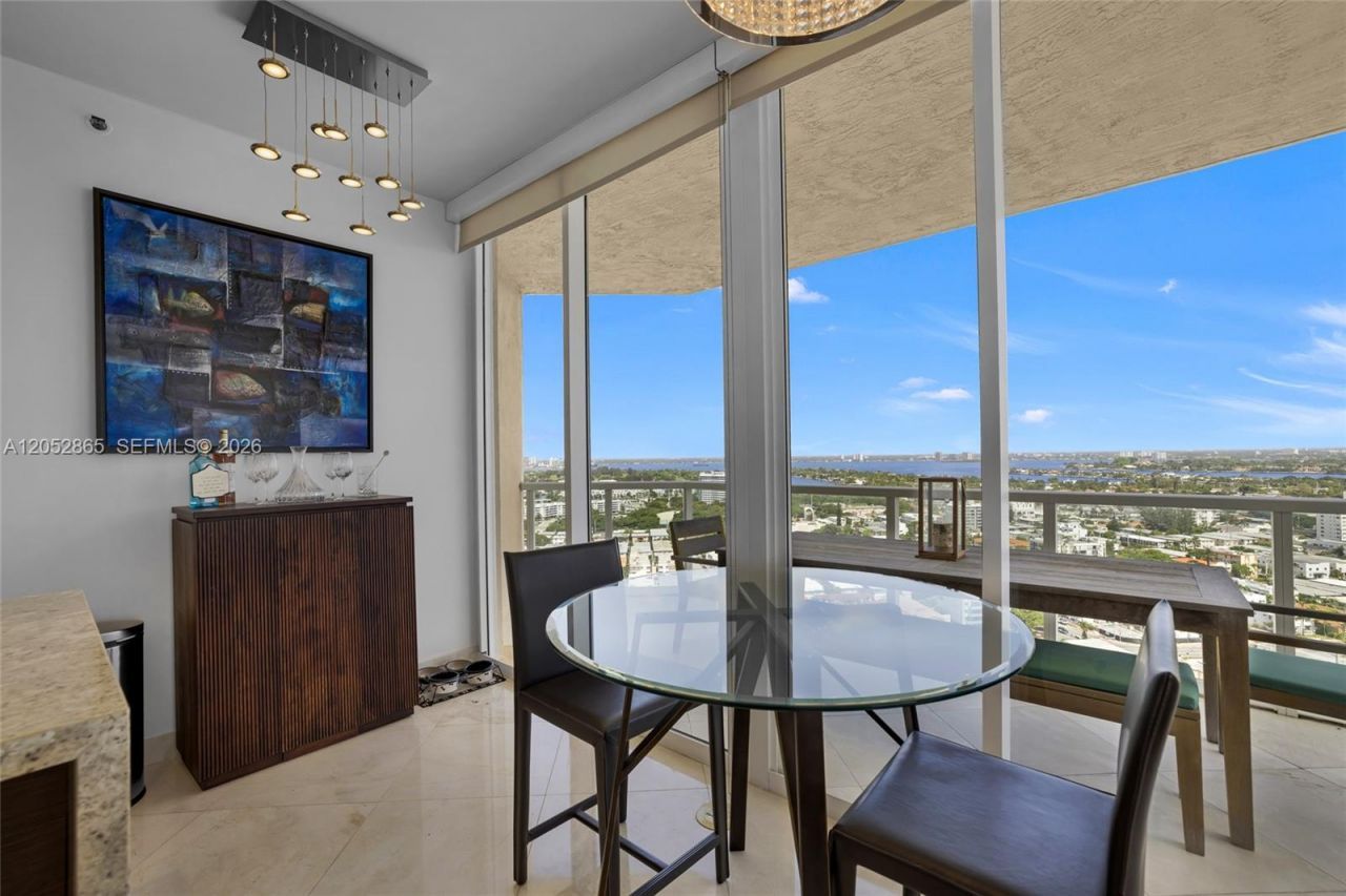 7330 Ocean Ter , Unit 2604, Miami Beach, FL 33141 Photo