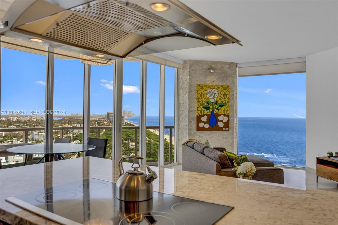 7330 Ocean Ter , Unit 2604, Miami Beach, FL 33141 Photo