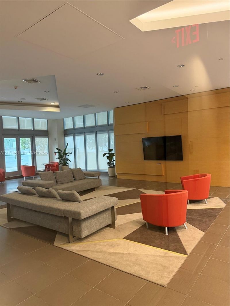 79 SW 12th St, Unit 3312-S, Miami, FL 33130 Photo