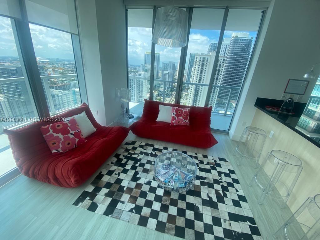 79 SW 12th St, Unit 3312-S, Miami, FL 33130 Photo