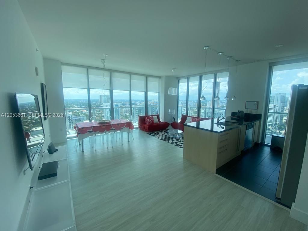 79 SW 12th St, Unit 3312-S, Miami, FL 33130 Photo