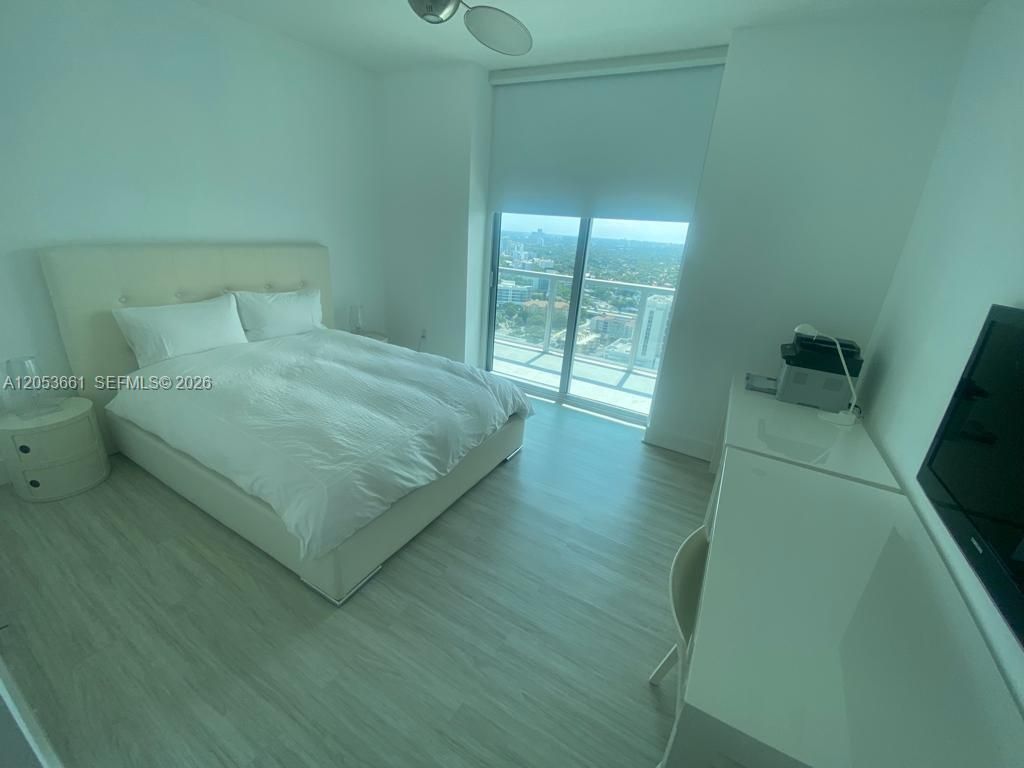 79 SW 12th St, Unit 3312-S, Miami, FL 33130 Photo