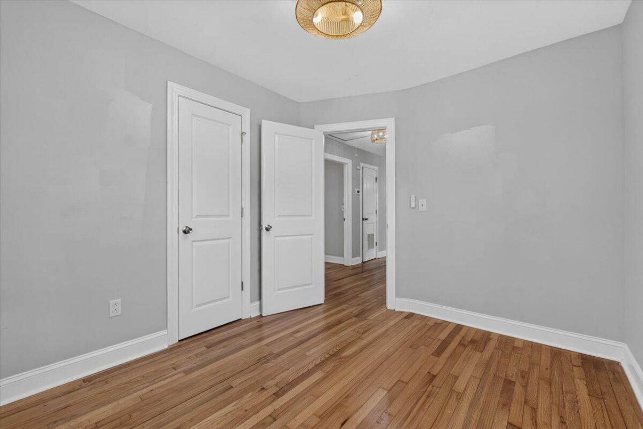 1060 Pauline Avenue Photo 17