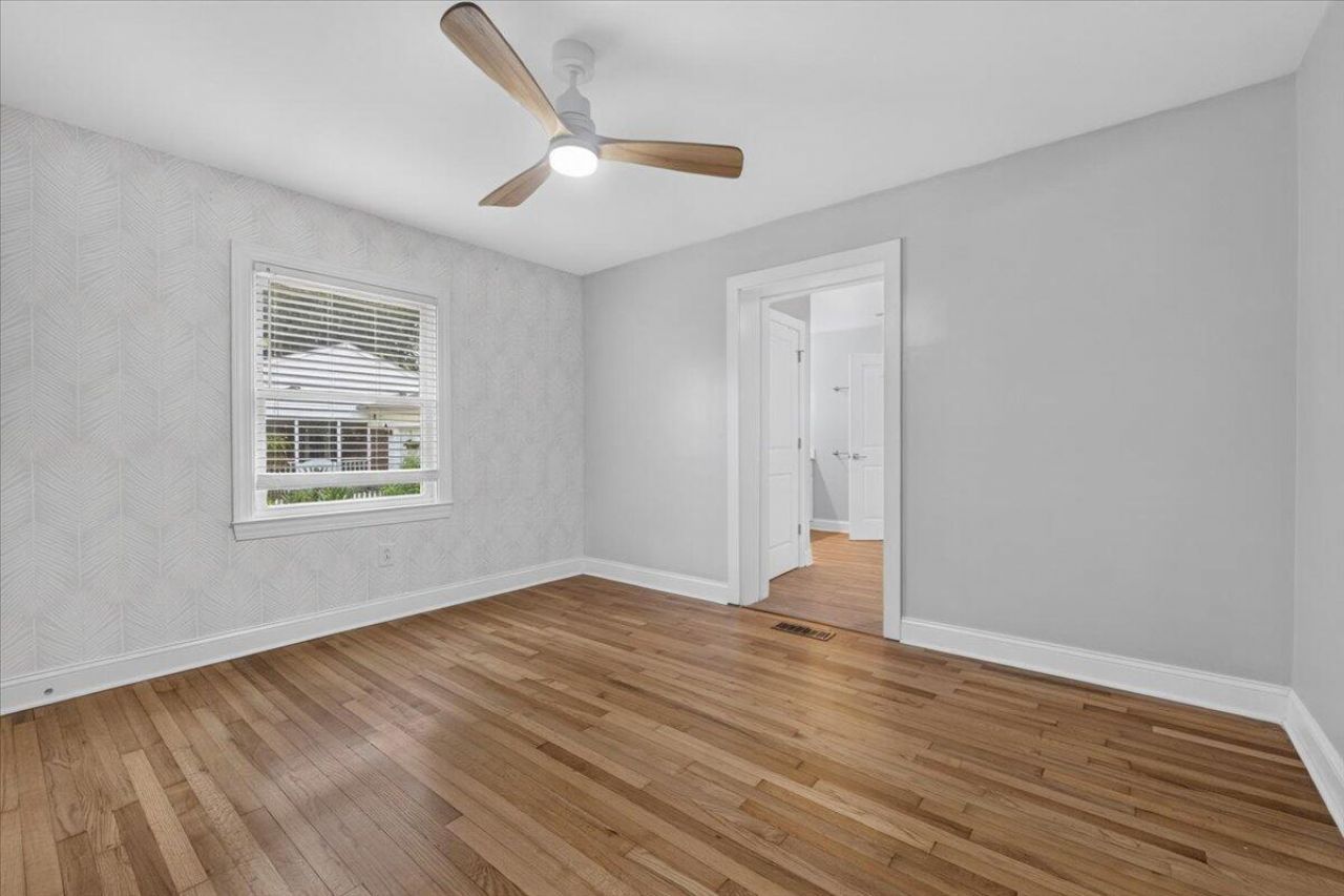 1060 Pauline Avenue Photo 18