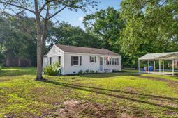 1060 Pauline Avenue photo 4