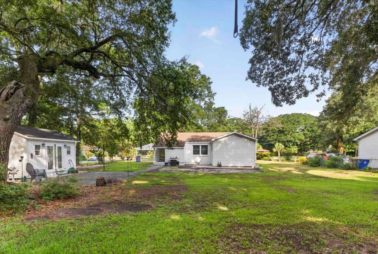 1060 Pauline Avenue Photo 35