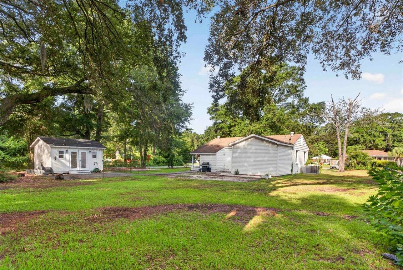 1060 Pauline Avenue Photo 38