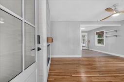 1060 Pauline Avenue photo 4