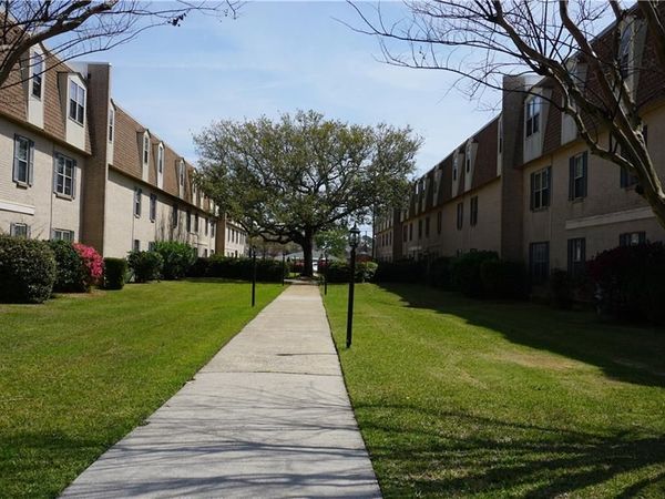 2720 WHITNEY Place , Unit 504, Metairie, LA 70002