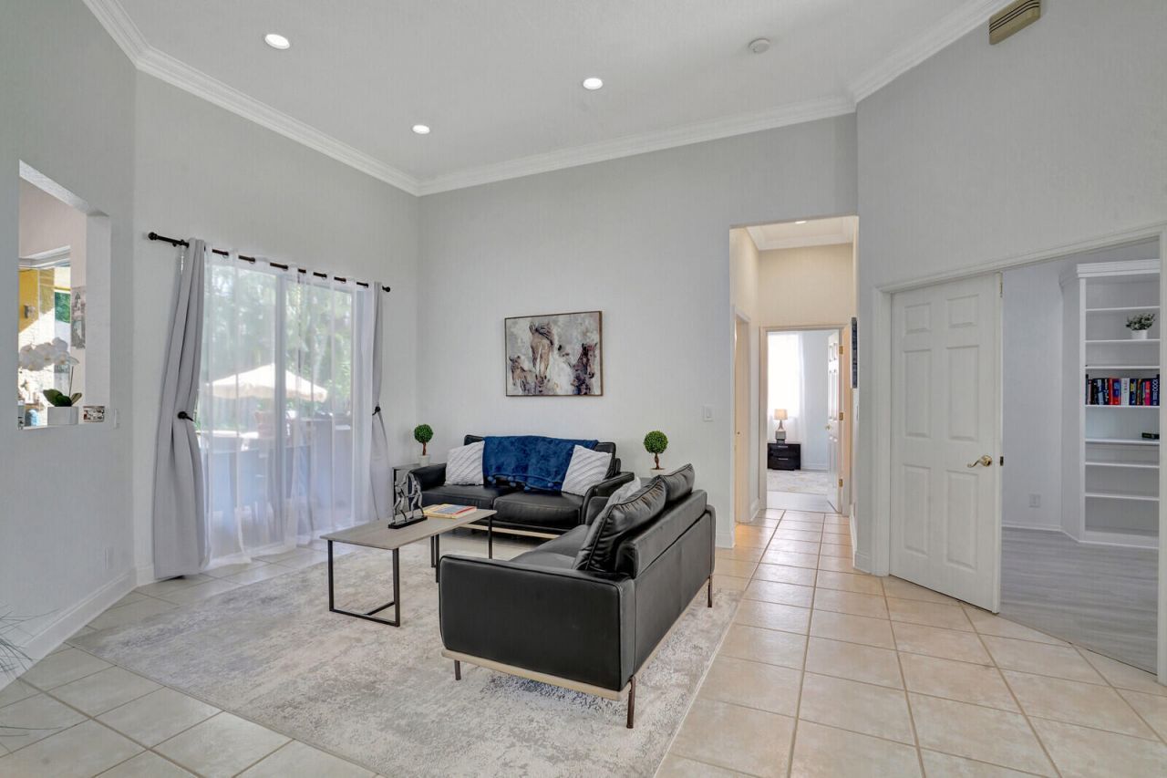 13709 Columbine Avenue, Wellington, FL 33414 Photo