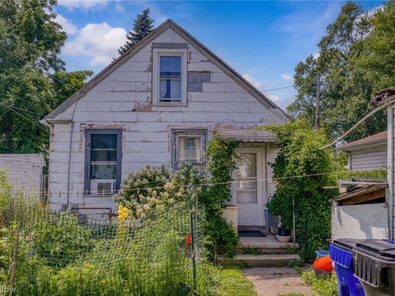 2060 W 44th Street, Cleveland, OH 44113 Photo 8
