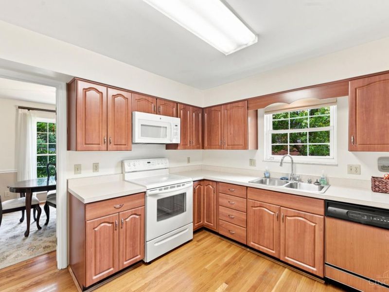 7513 Golf Green Drive, Montgomery, OH 45242 Photo 7