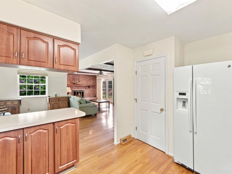 7513 Golf Green Drive, Montgomery, OH 45242 Photo 9
