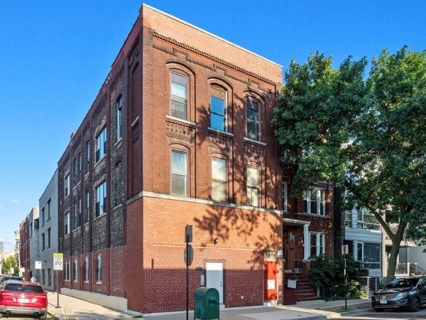 885 N Marshfield Avenue, Unit 2, Chicago, IL 60622