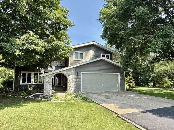 363 N 2575th Road , Oglesby, IL 61348