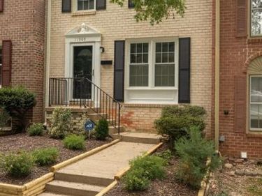 11909 SAINT JOHNSBURY COURT , RESTON, VA 20191