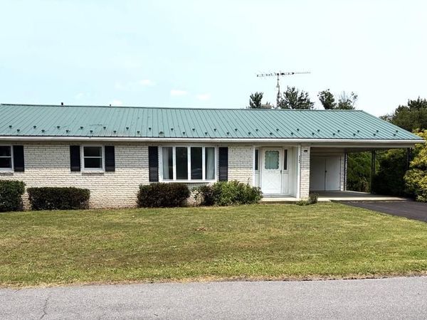 6404 HILLCREST STREET, MERCERSBURG, PA 17236