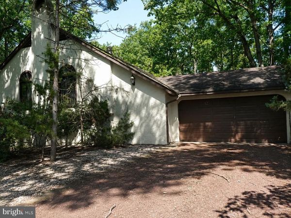 12 ROBIN LANE, WEST BERLIN, NJ 08091