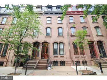 2033 SPRUCE STREET , Unit 3, PHILADELPHIA, PA 19103