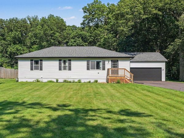 1427 Austin Avenue, Schererville, IN 46375