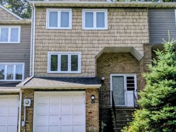 207 Patriots Rd, Parsippany-Troy Hills, NJ 07950