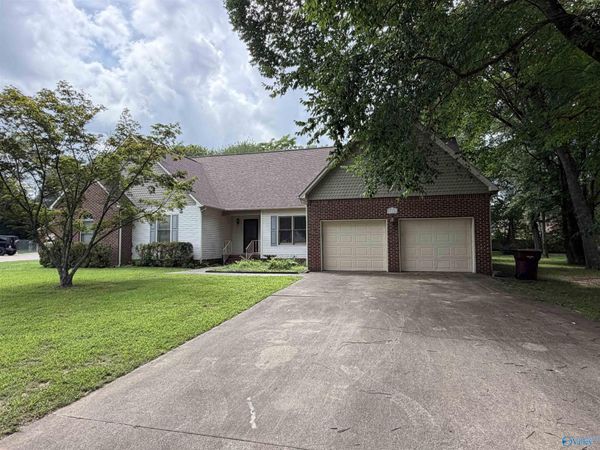 27186 Jarrod Blvd, Harvest, AL 35749