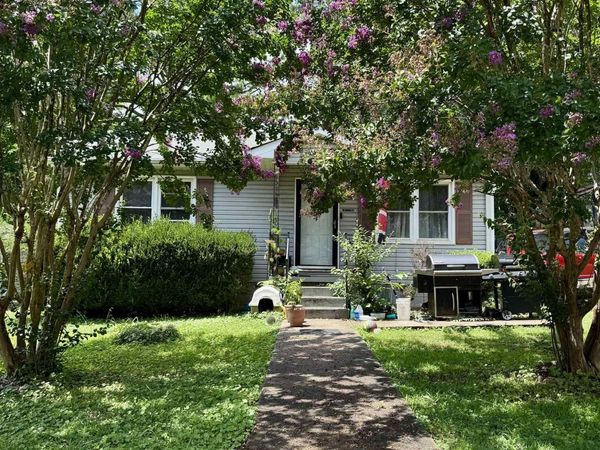 2109 Hill Street NW, Huntsville, AL 35810