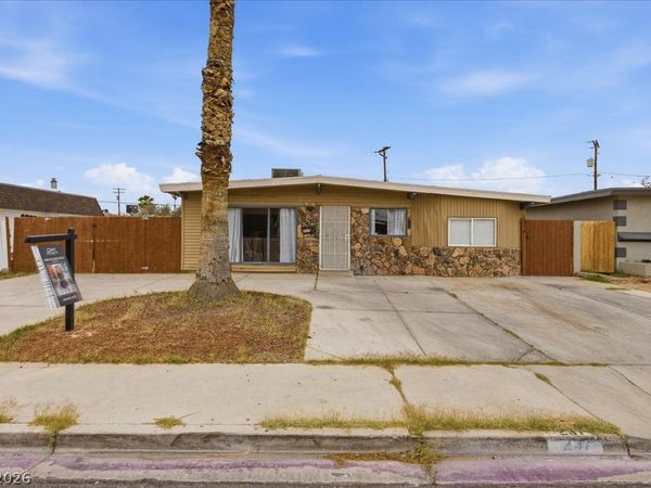 237 Wisteria Avenue , Las Vegas, NV 89107