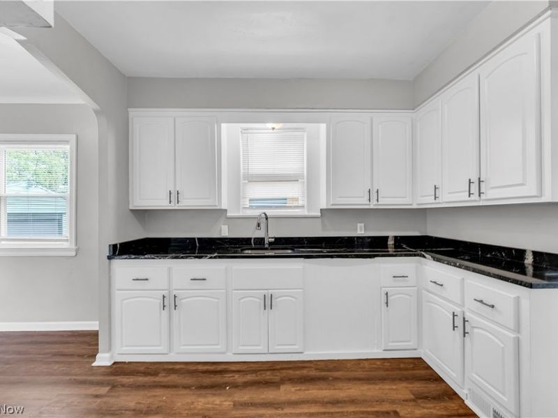 3557 Silsby Road, University Heights, OH 44118 Photo 12