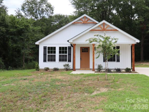 916 N Austin Road , Marshville, NC 28103